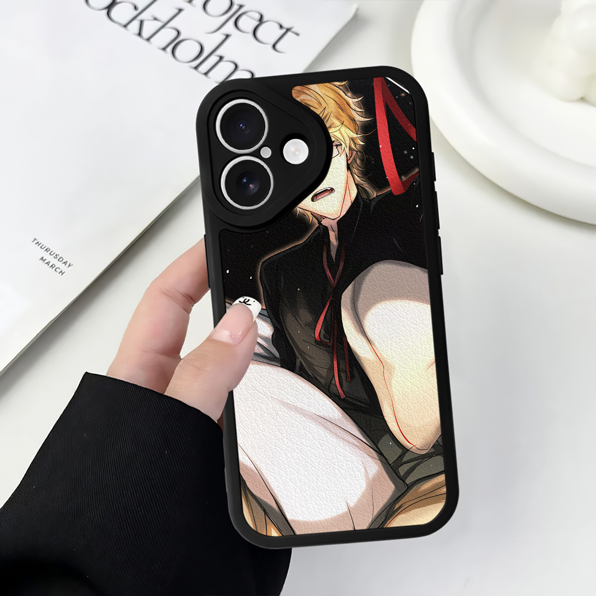 （画像用） 文豪ストレイドッグス Bungo Stray Dogs 【iPhone 16シリーズ対応】シリコンスマホケース（レザー調） 材質：シリコン